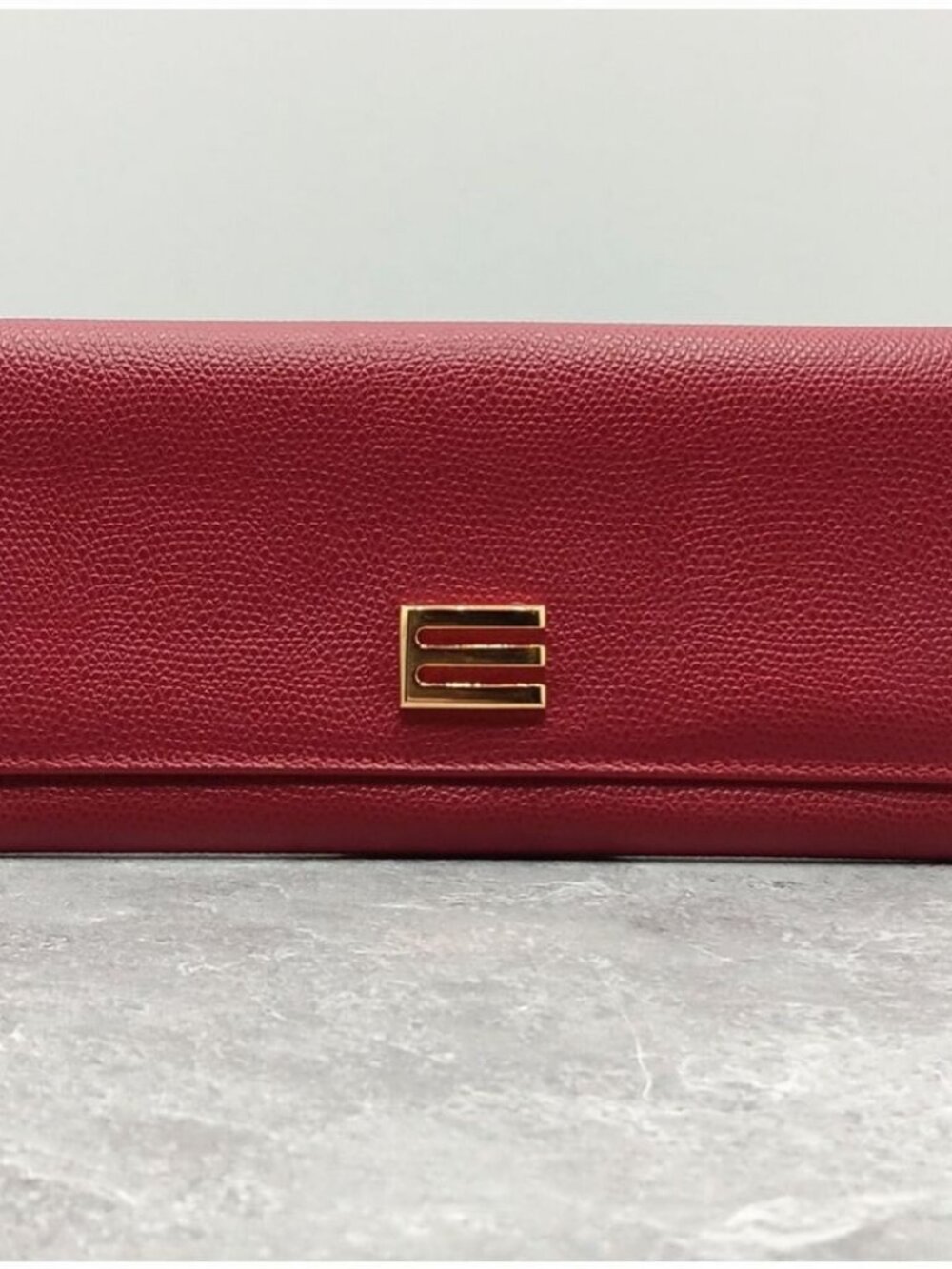 Etro Vintage Red Leather Gold E Logo Bi-Fold Snap Wallet SizeLarge Long Wallet